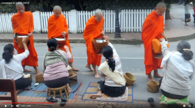 VIDEo-Laos-monaci