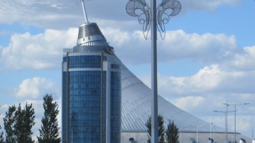 Astana, Khan Shatyr