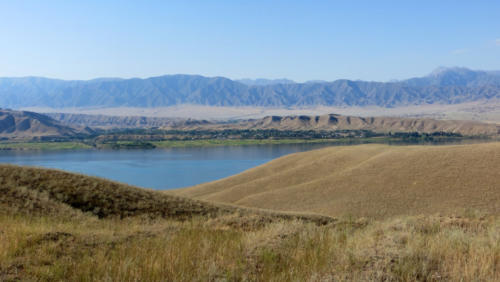 gola inferiore del fiume Naryn.